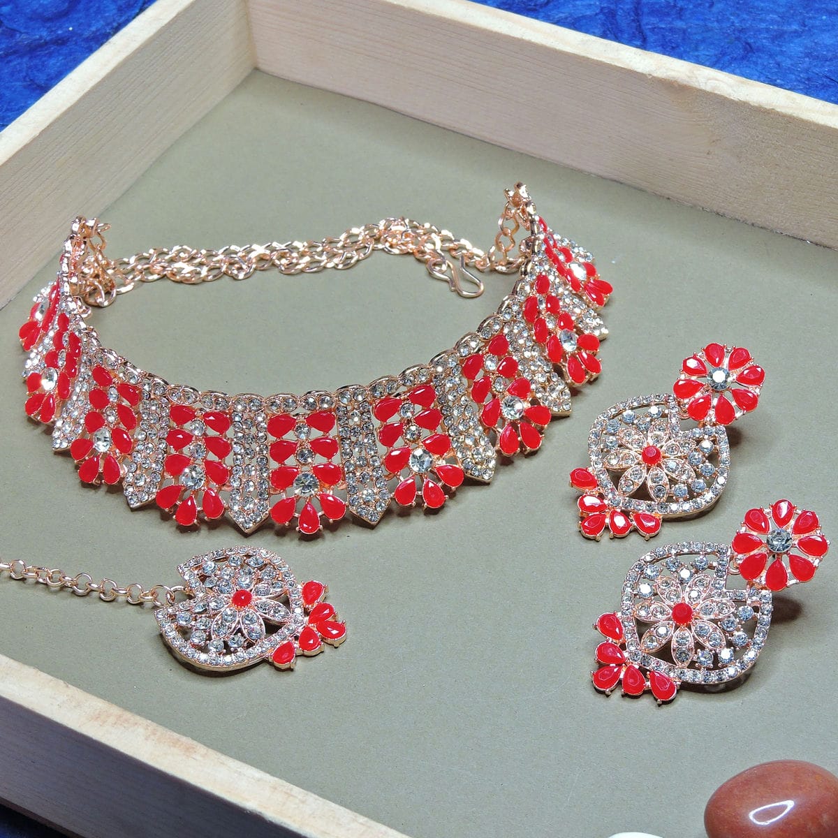 Alloy Choker Necklace Set In Red Colour