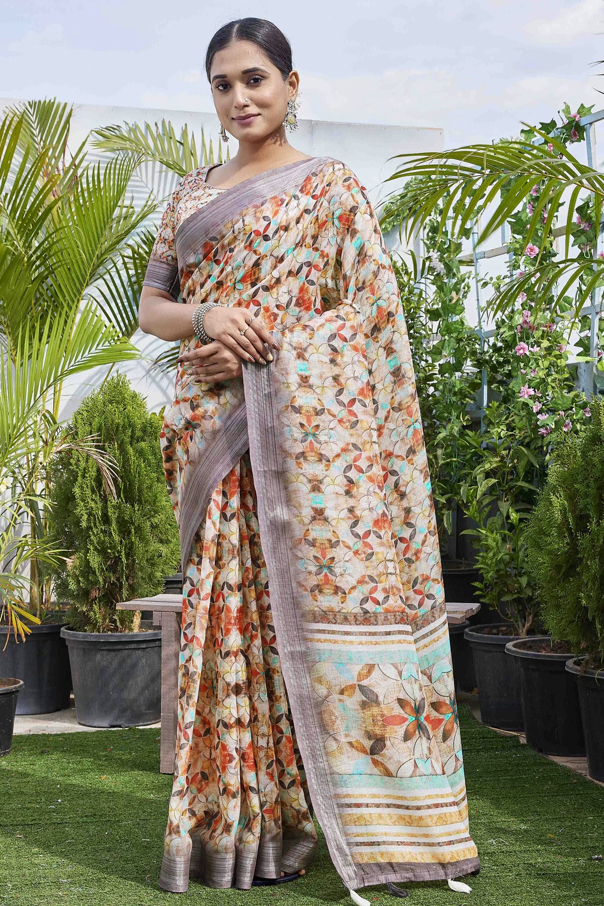 Beige Colour Linen Blend Printed Saree