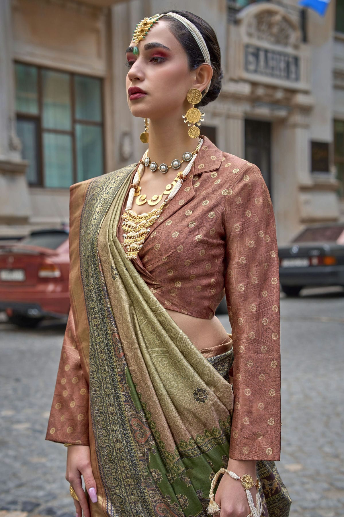 Beige Colour Silk Traditional Saree