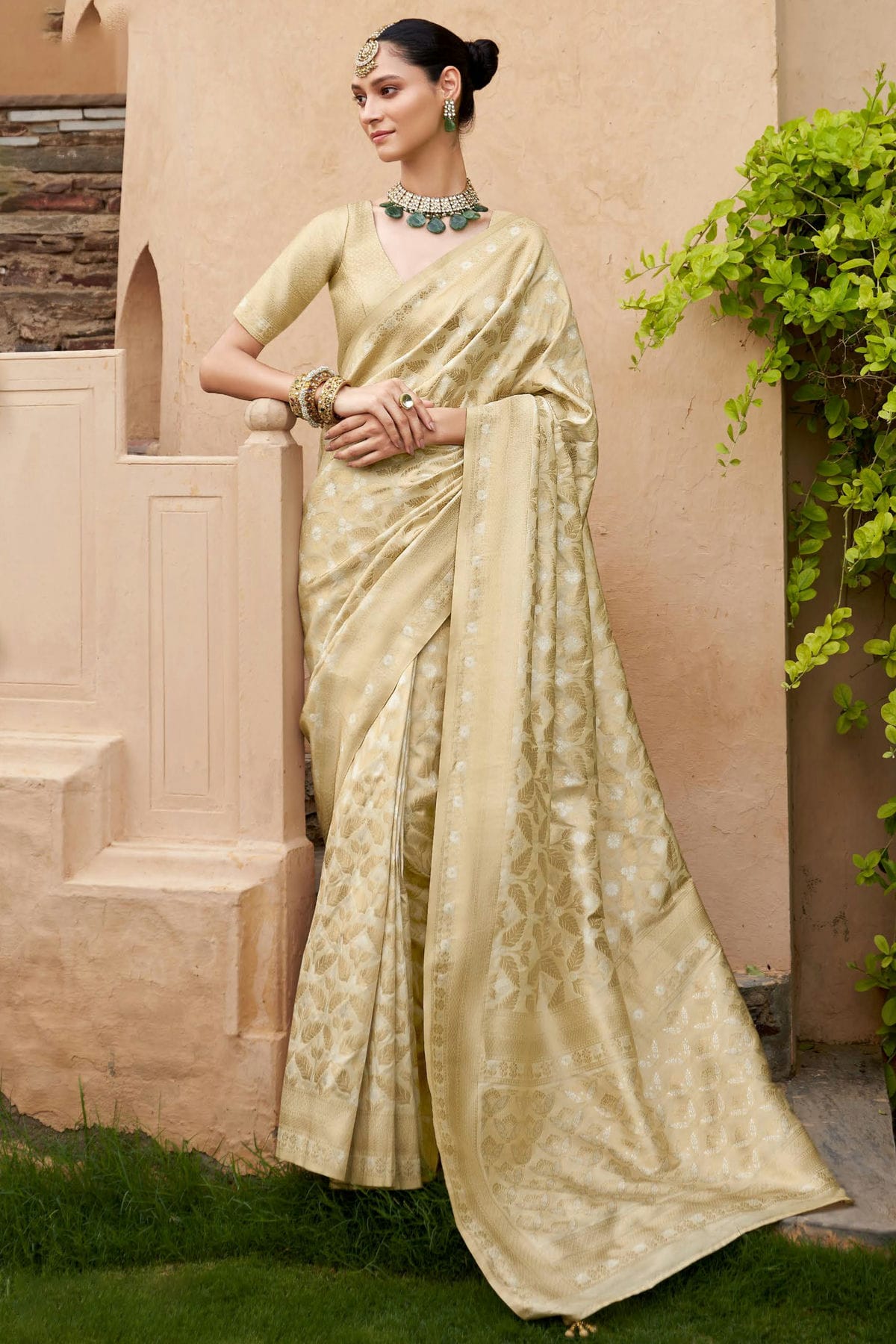 Beige Colour Viscose Silk Traditional Saree