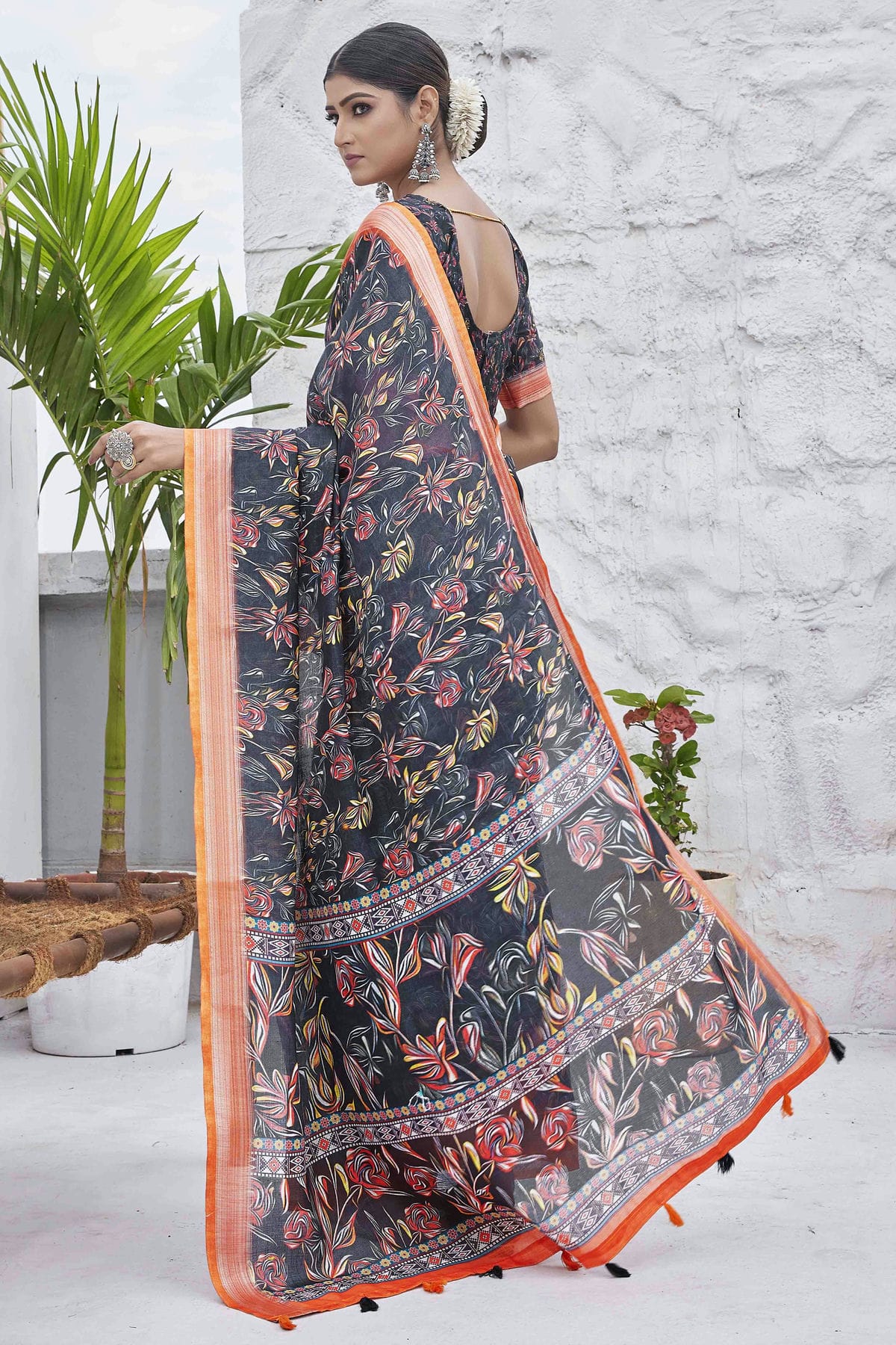 Black Colour Linen Blend Printed Saree