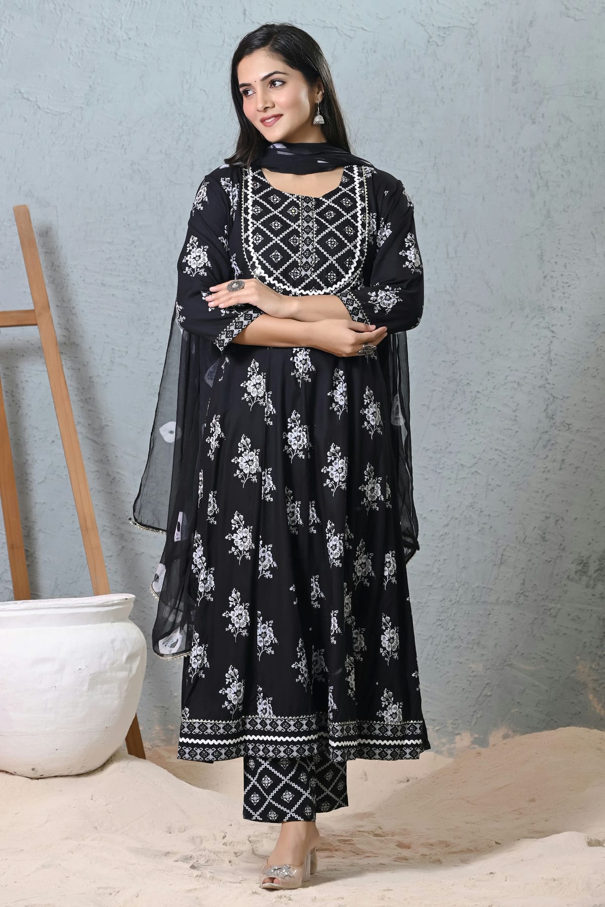 Black Colour Rayon Cotton Readymade Anarkali Suit