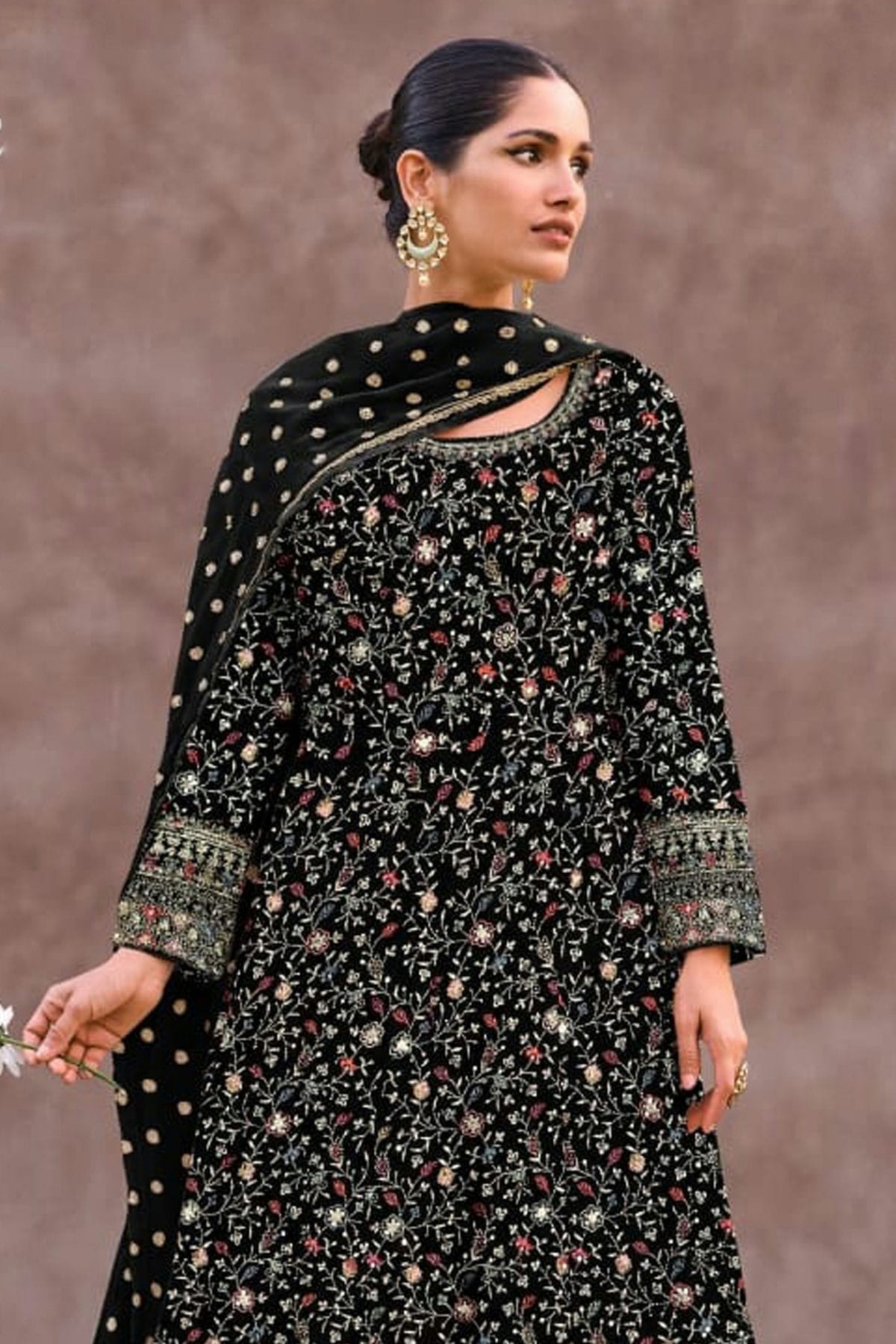 Black Colour Semi Stitched Georgette Anarkali Suit