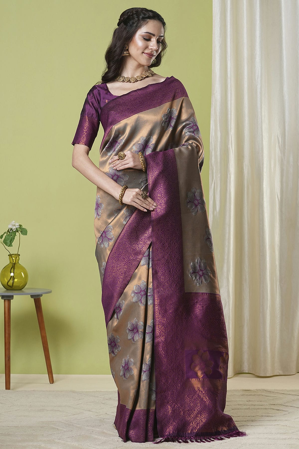 Brown-Colour-Banarasi-Silk-Traditional-Saree-VSSD1112634