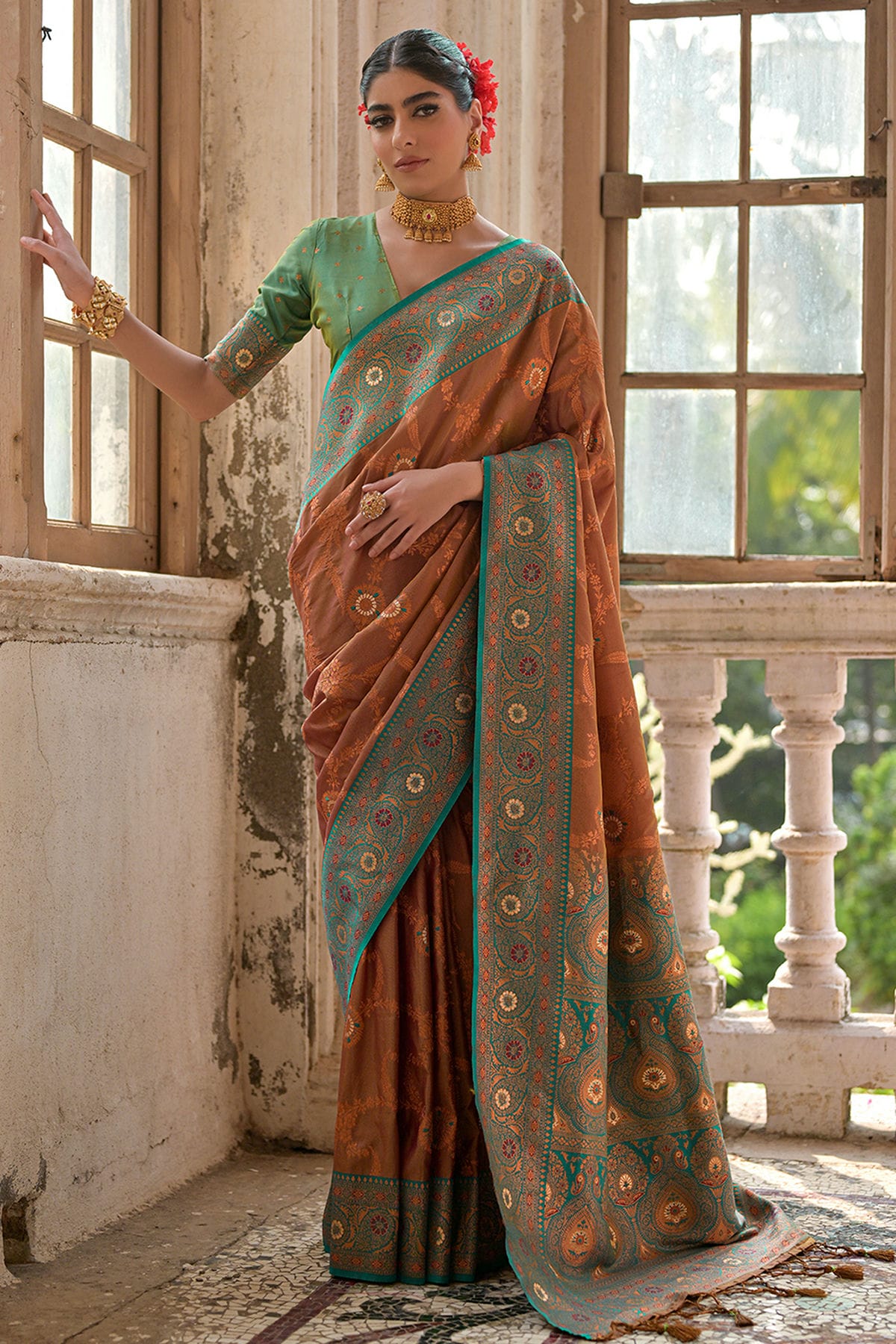 Brown-Colour-Woven-Work-Banarasi-Silk-Saree-VSSD1260001