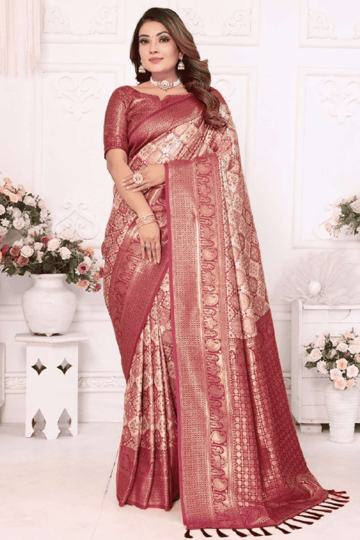 Cream-Colour-Woven-Work-Banarasi-Silk-Traditional-Saree-VSSD1250245