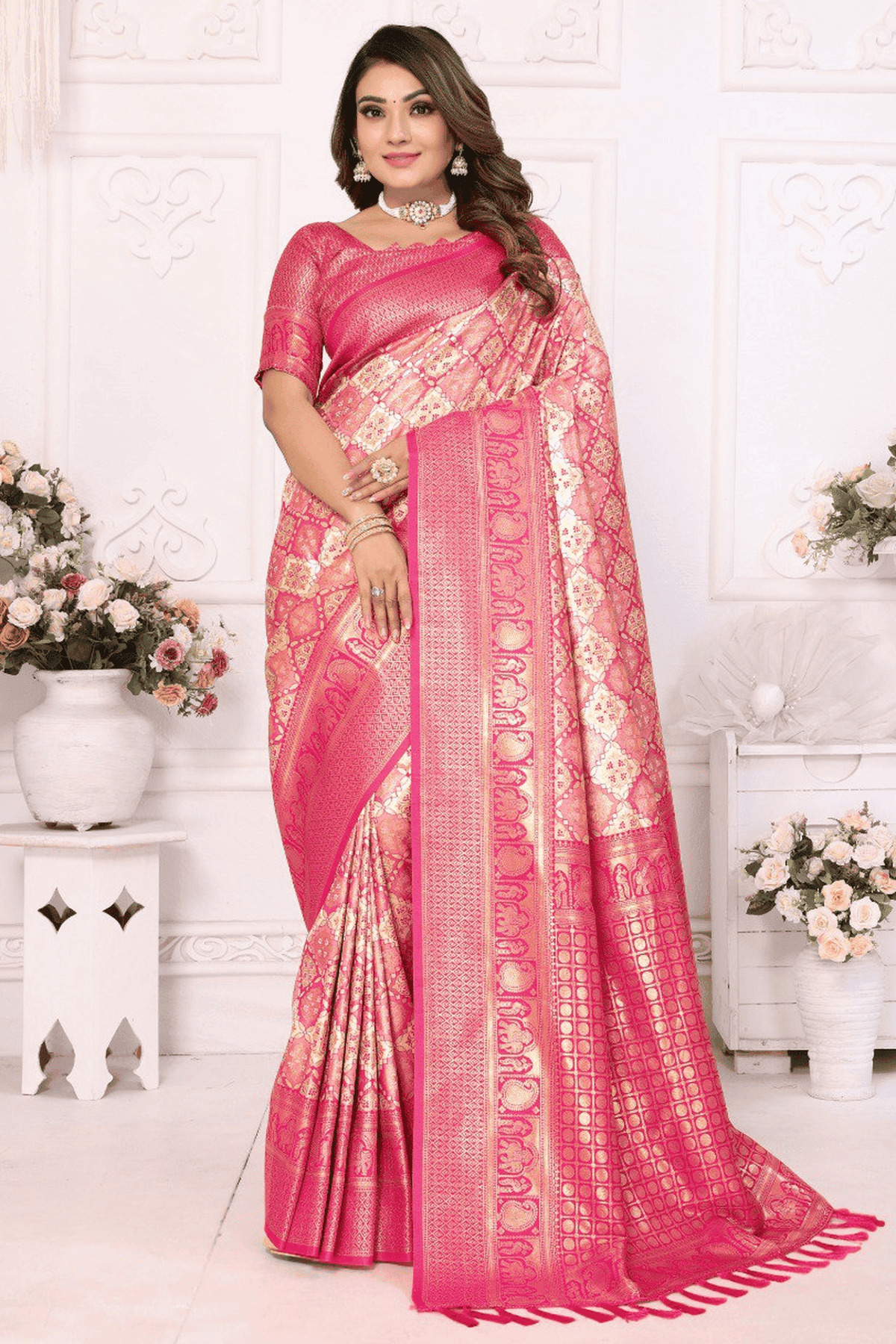 Cream-Colour-Woven-Work-Banarasi-Silk-Traditional-Saree-VSSD1250247