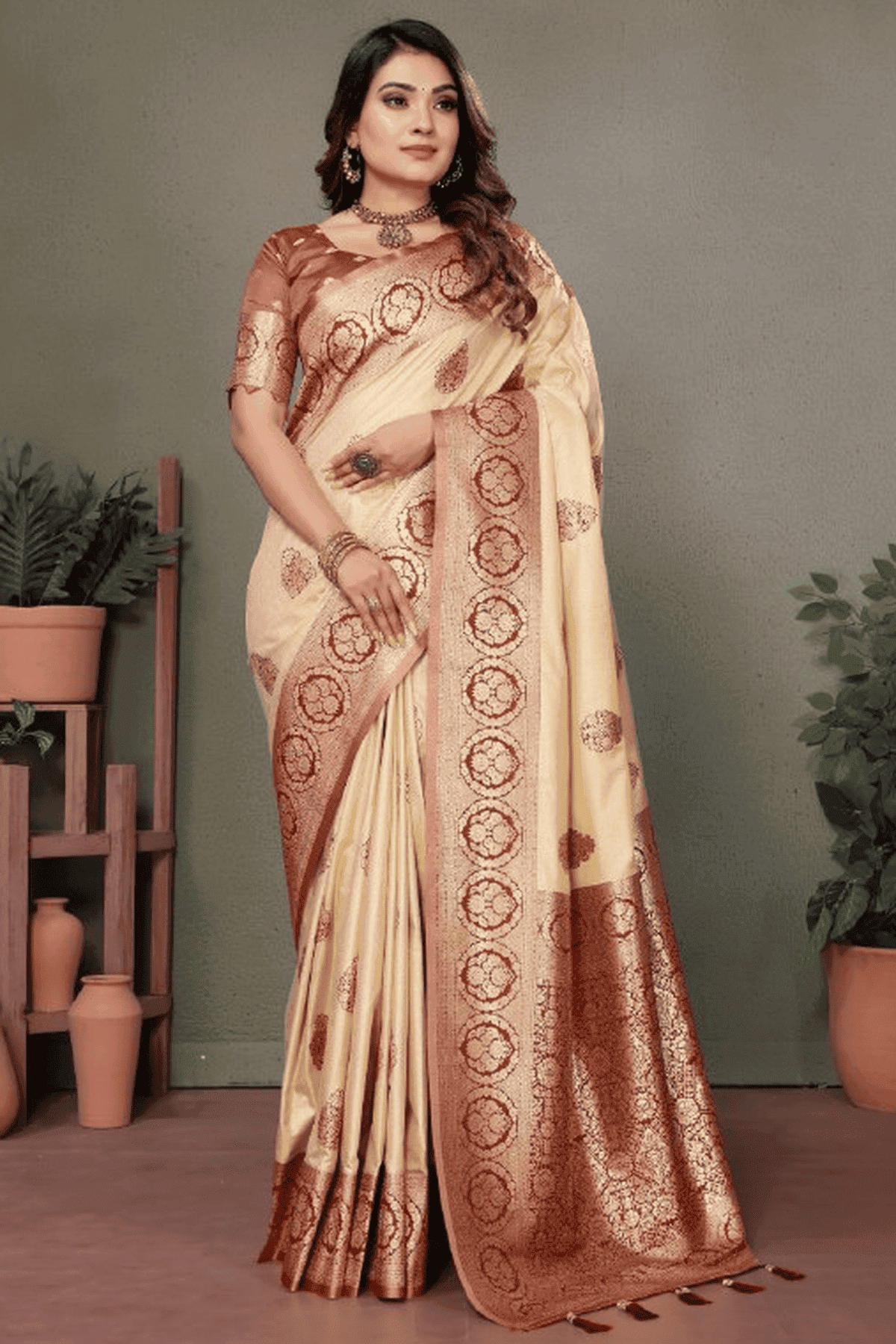 Cream-Colour-Woven-Work-Viscose-Silk-Traditional-Saree-VSSD1250262