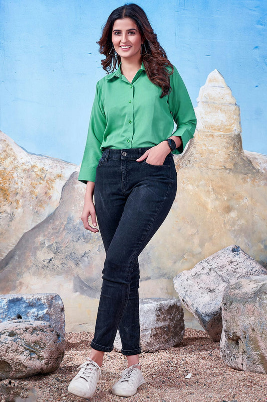 Green Colour Maaza Cotton Solid  Work Readymade Top