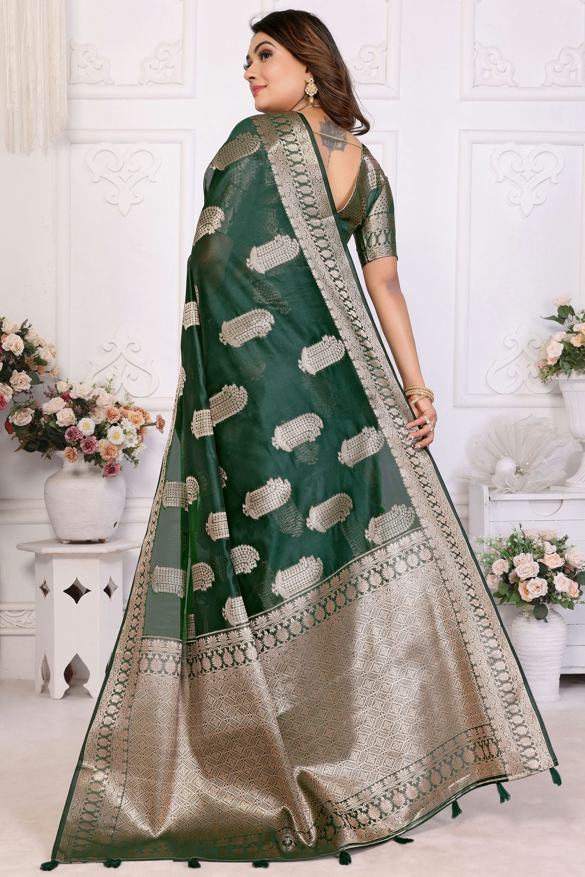 Green Colour Organza Traditional Saree VSSD1112719