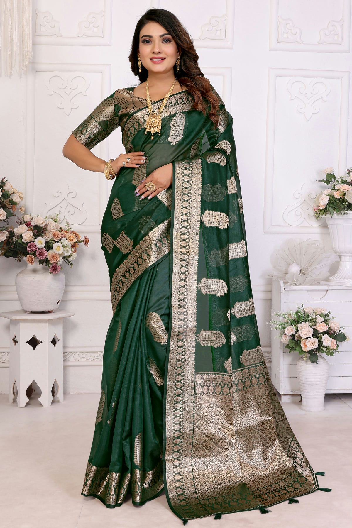 Green-Colour-Organza-Traditional-Saree-VSSD1112719