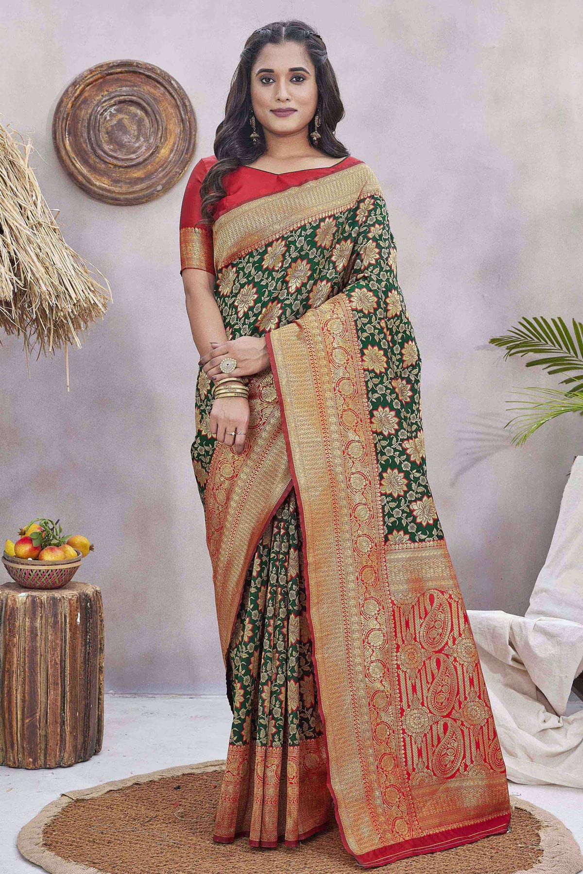 Green Colour Silk Blend Traditional Saree