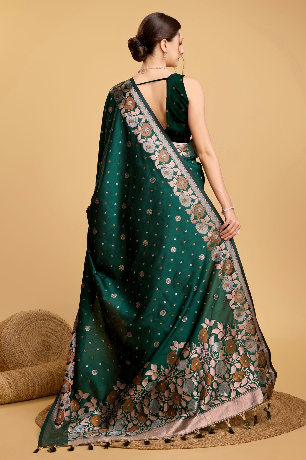 Green Colour Silk Saree