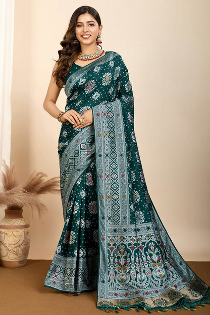 Green-Colour-Soft-Silk-Traditional-Saree-VSSD1112694