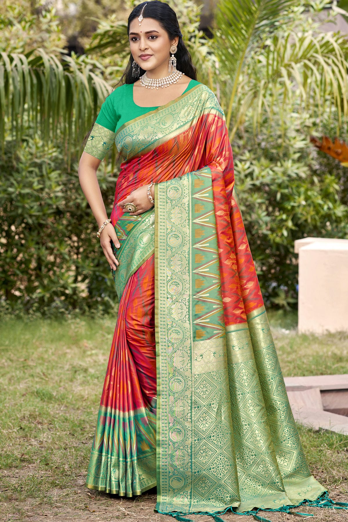 Green-Colour-Woven-Work-Silk-Traditional-Saree-VSSD1103284