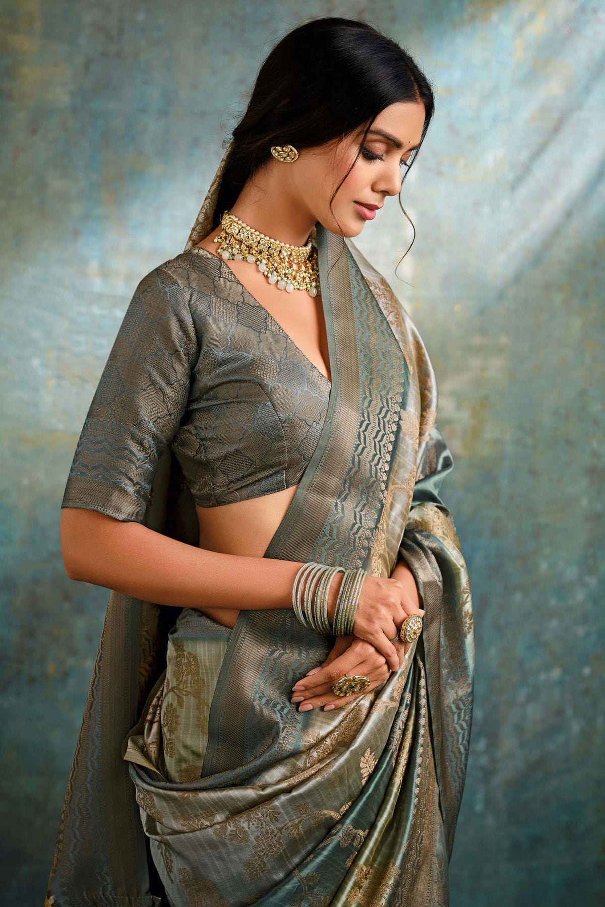 Grey Colour Jacquard Silk Traditional Saree