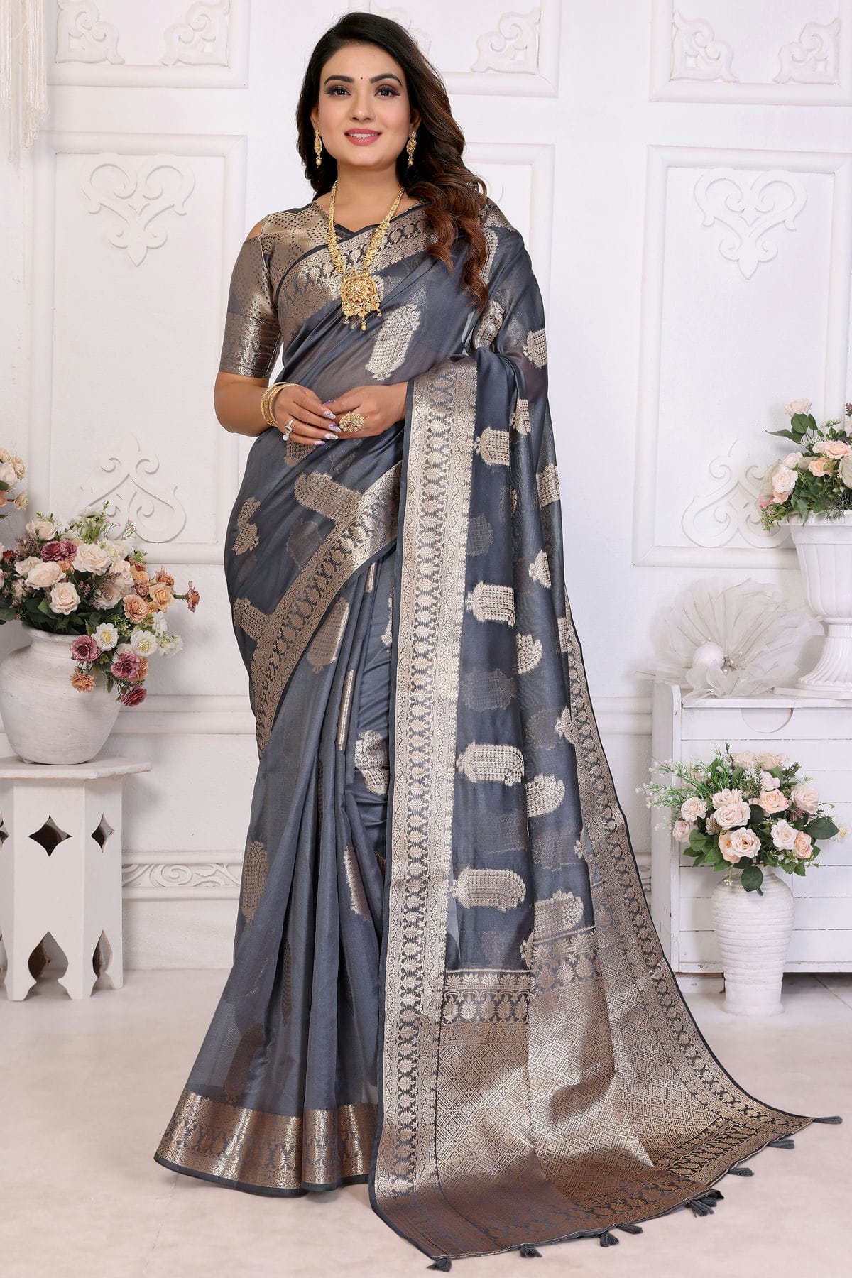 Grey-Colour-Organza-Traditional-Saree-VSSD1112712