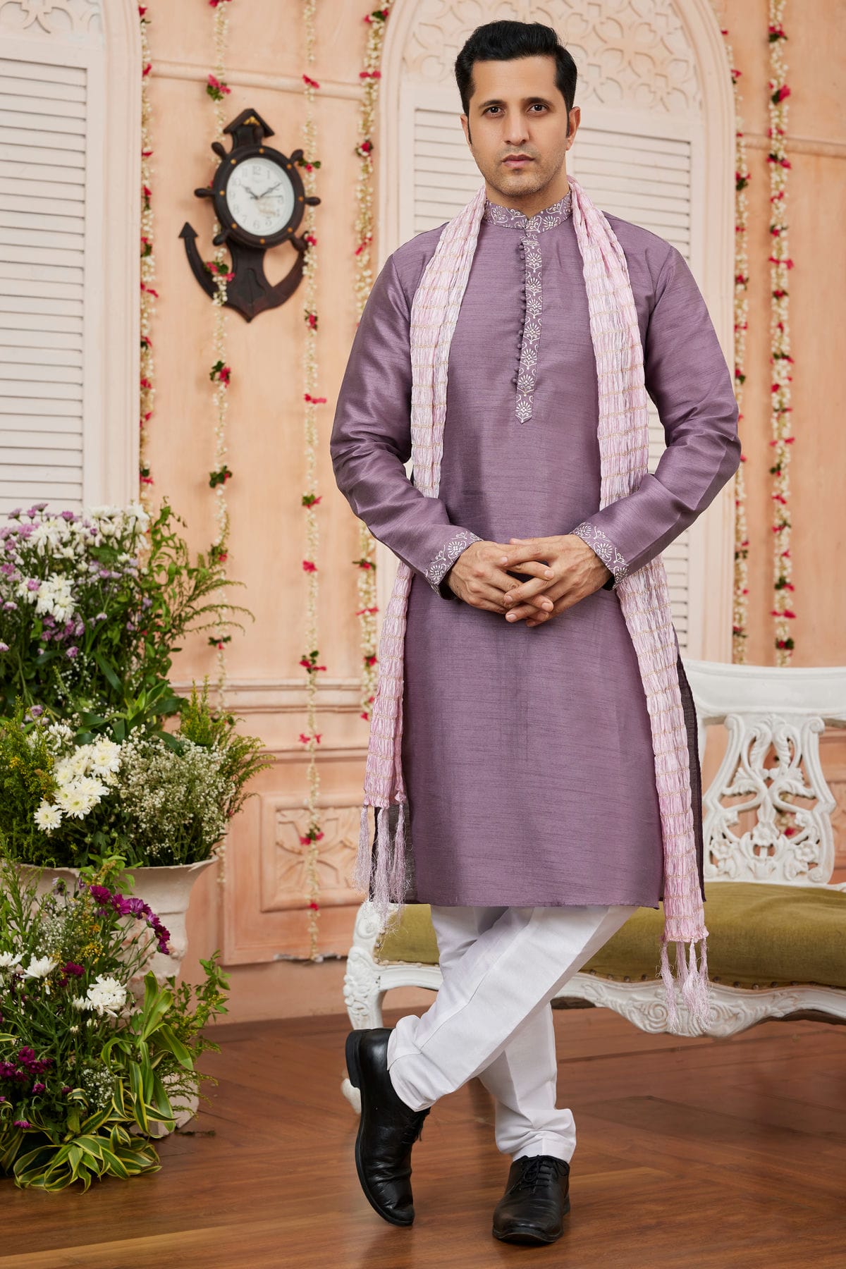 Lavender Colour Art Banarasi Silk Kurta Pajama With Stole