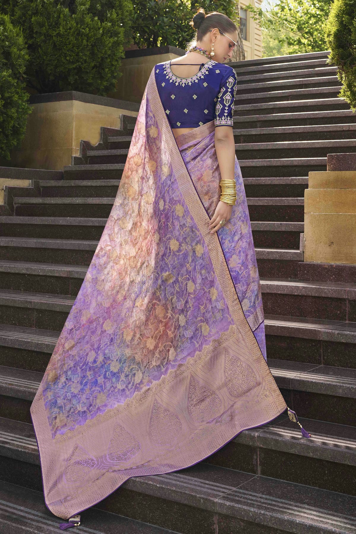 Lavender Colour Jacquard Silk Traditional Saree