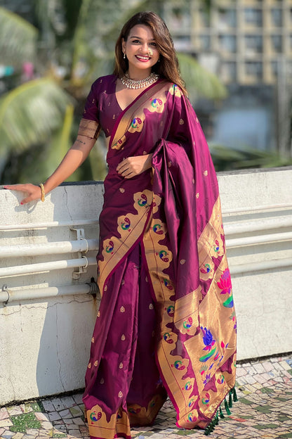 Magenta Colour Paithani Silk Paithani Saree