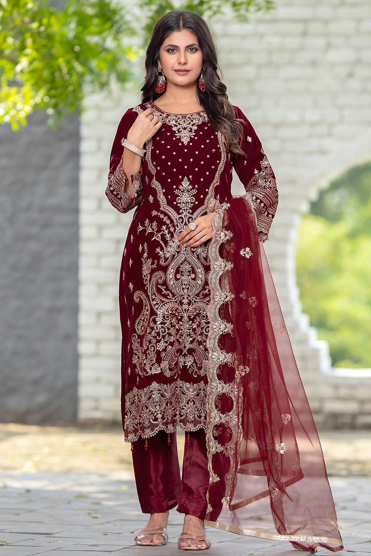 Maroon Colour Velvet Semi Stitched Pakistani Suit