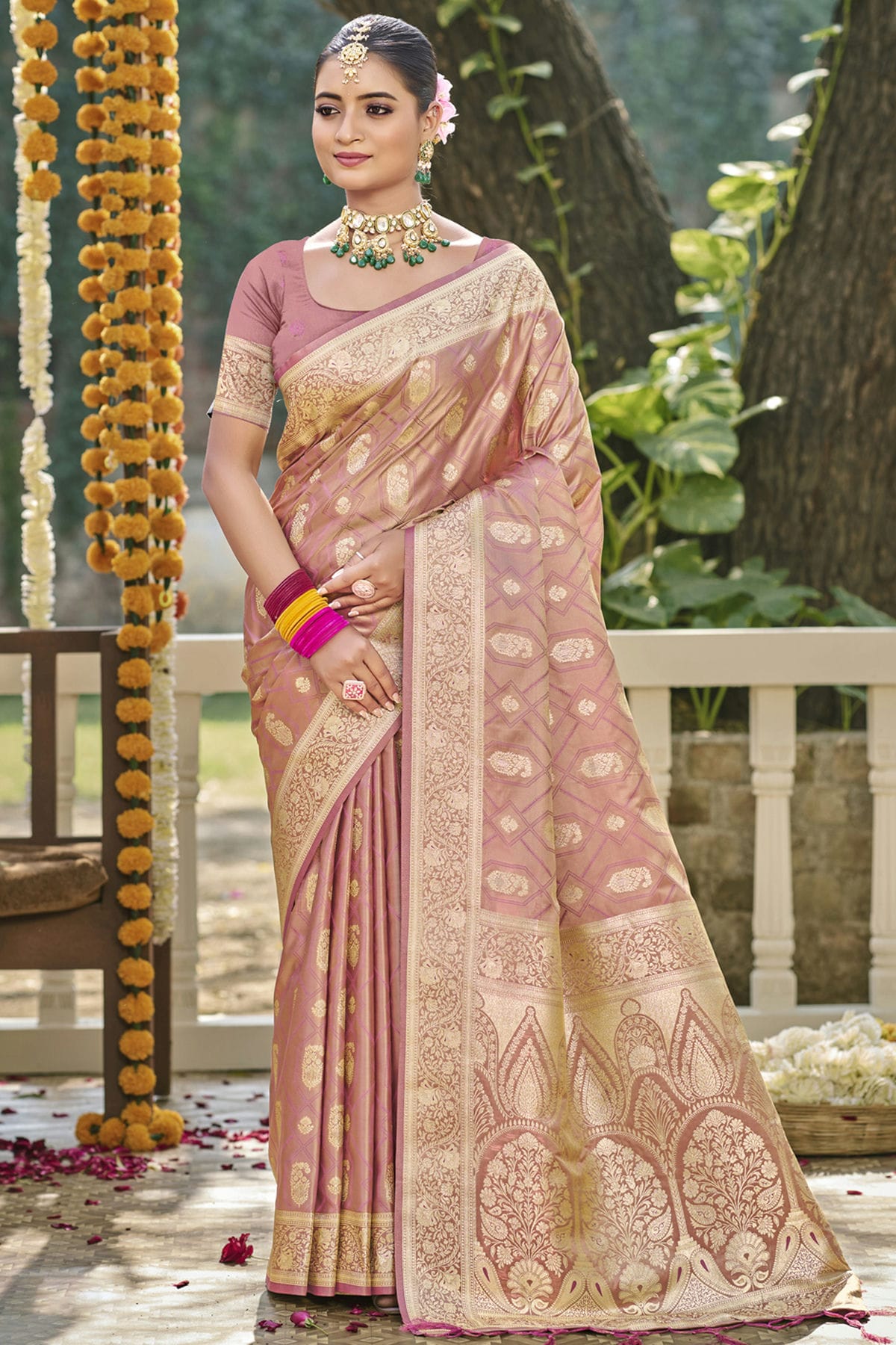 Mauve-Colour-Woven-Work-Satin-Silk-Traditional-Saree-VSSD1103366