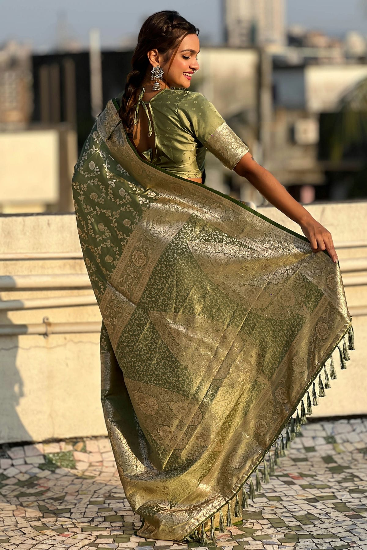 Mehendi Green Colour Banarasi Silk Traditional Saree