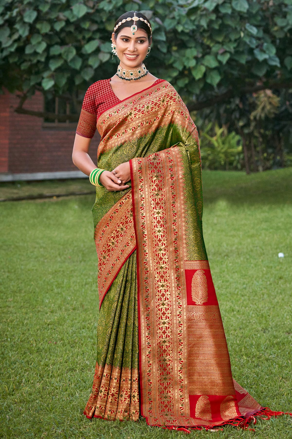 Mehendi Green Colour Woven Work Kanjivaram Silk Saree