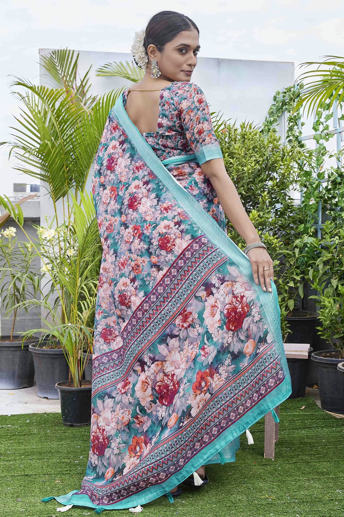 Multicolour Linen Blend Printed Saree