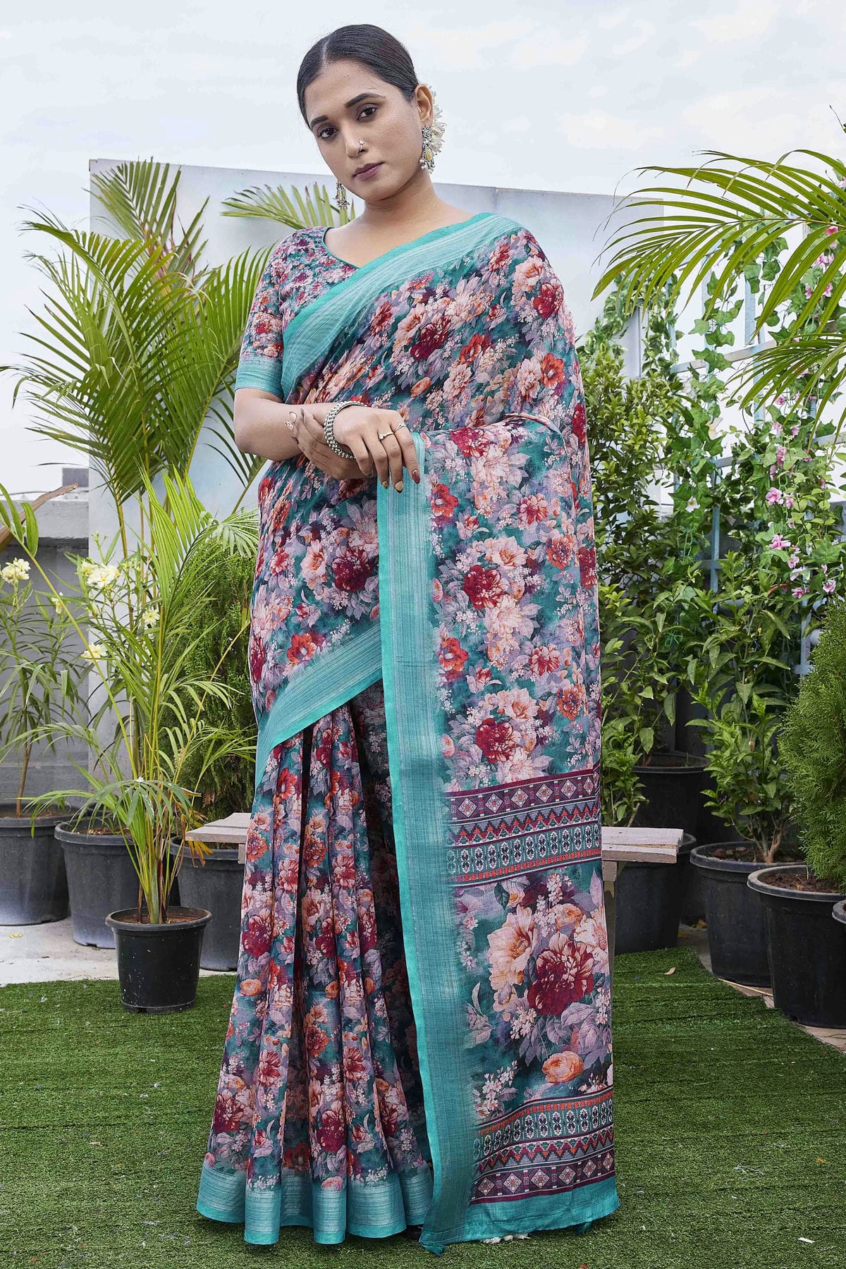 Multicolour Linen Blend Printed Saree