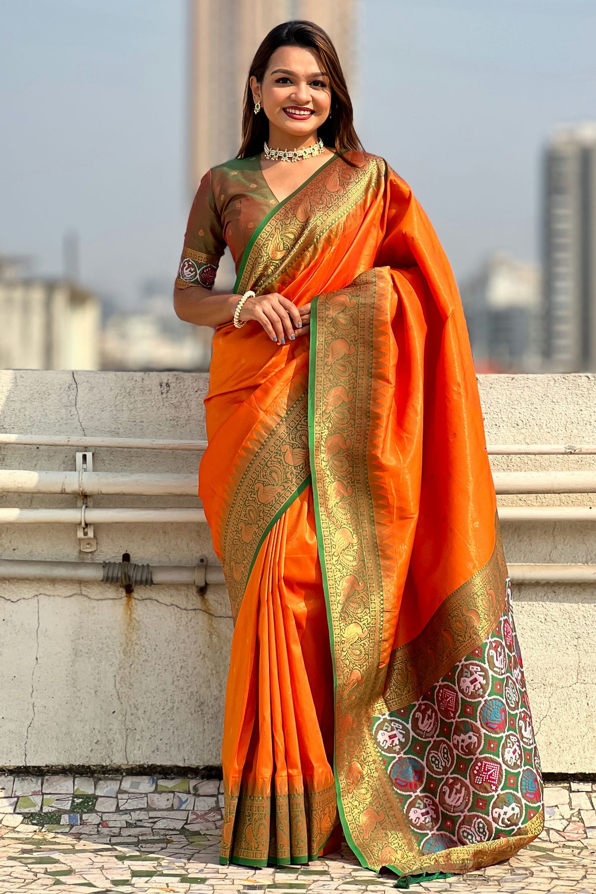 Orange-Colour-Tissue-Traditional-Saree-VSSD1112590