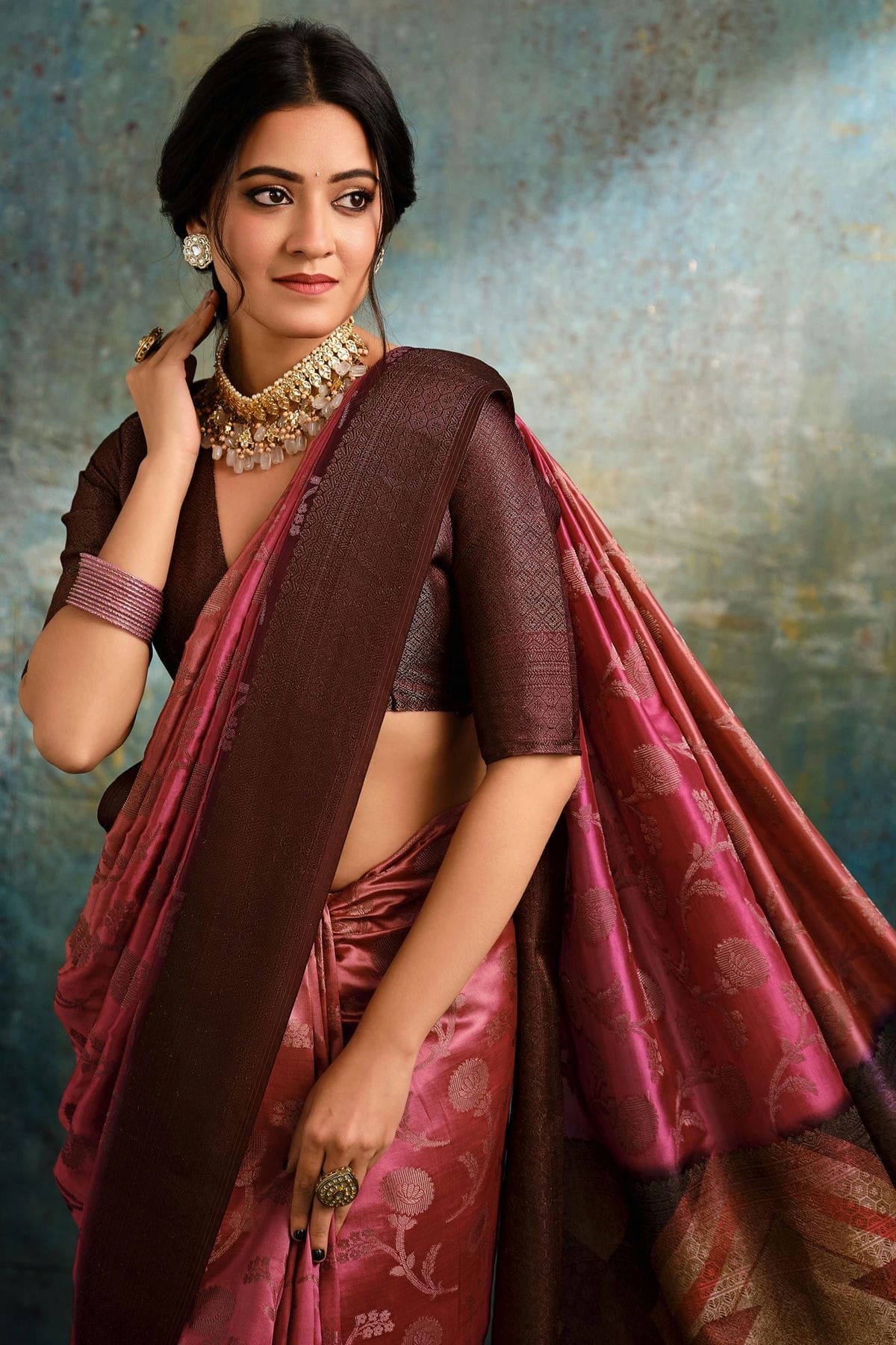 Pink Colour Jacquard Silk Traditional Saree