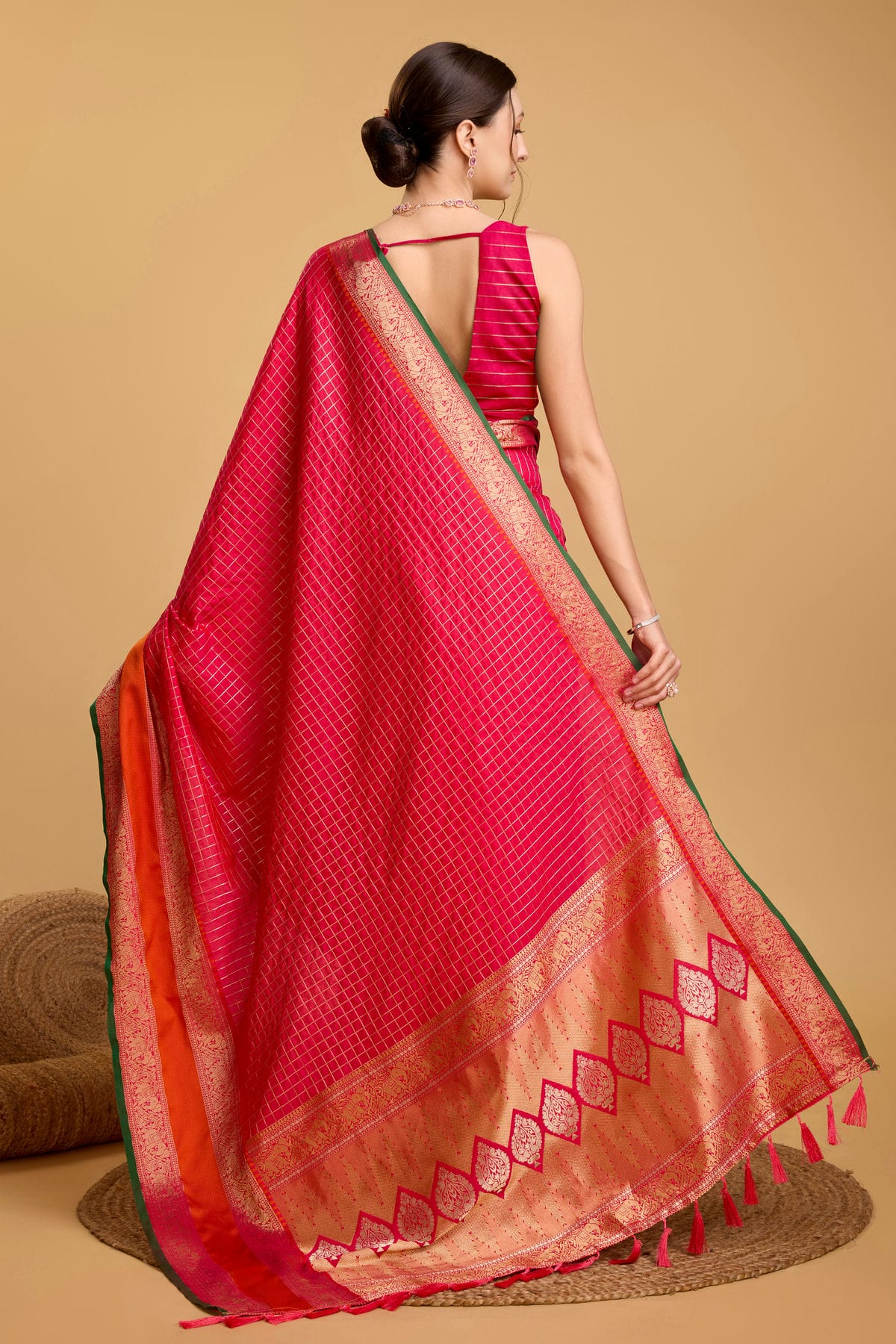 Pink Colour Silk Saree