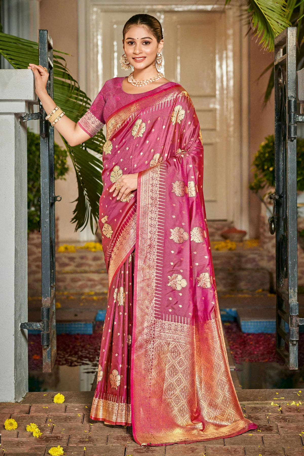 Pink Colour Silk Traditional Saree