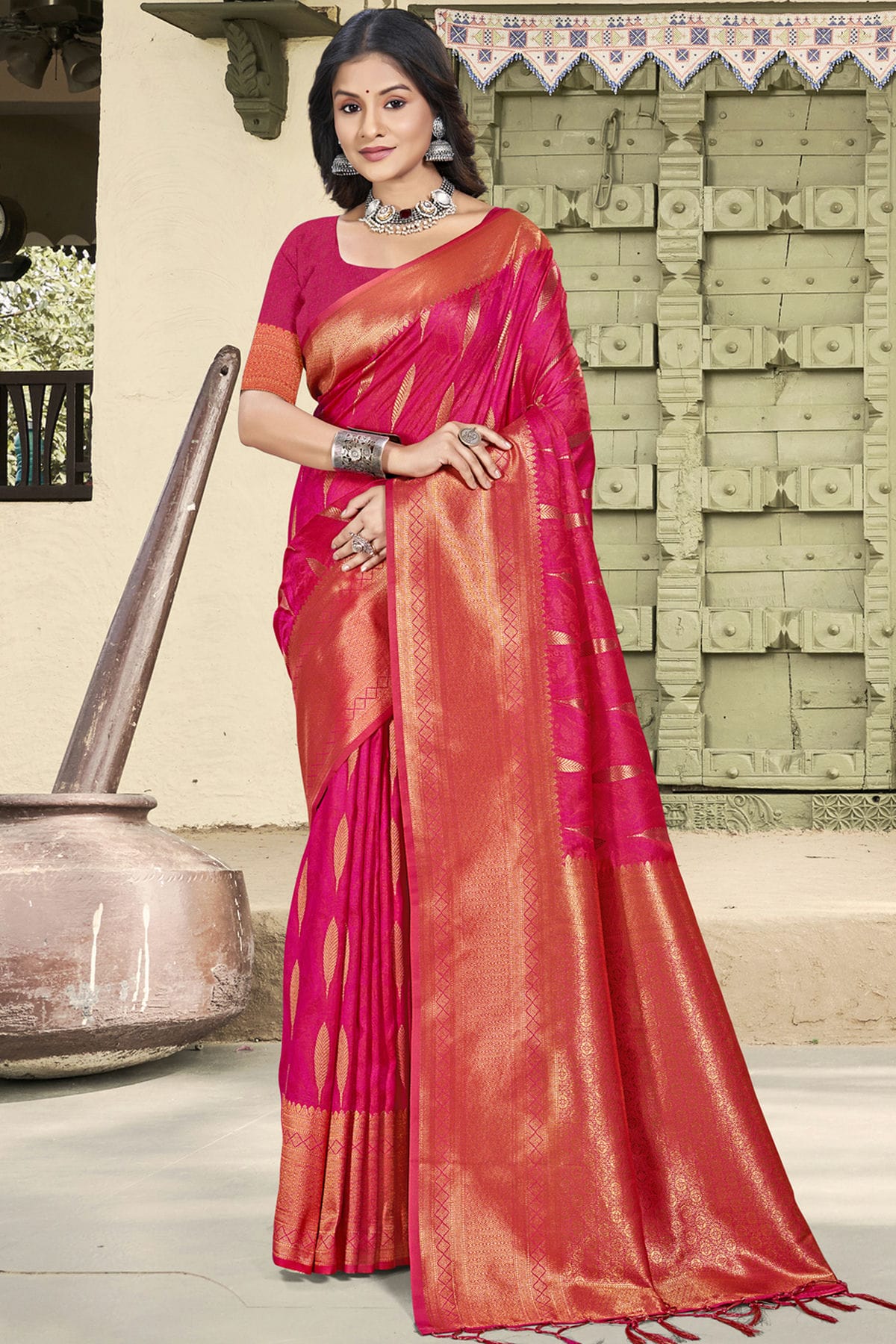 Pink-Colour-Woven-Work-Silk-Traditional-Saree-VSSD1103359