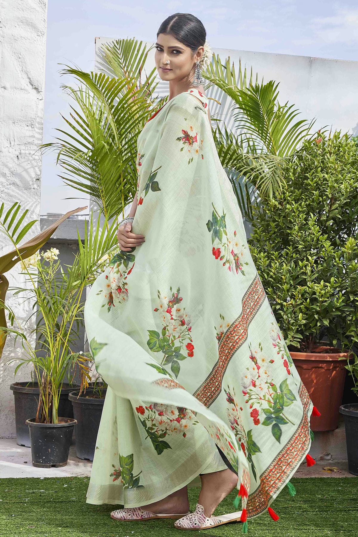 Pista Green Colour Linen Blend Printed Saree