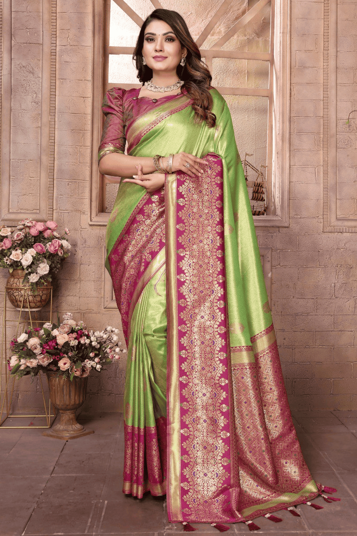 Pista-Green-Colour-Woven-Work-Pure-Banarasi-Tissue-Silk-Traditional-Saree-VSSD1250286