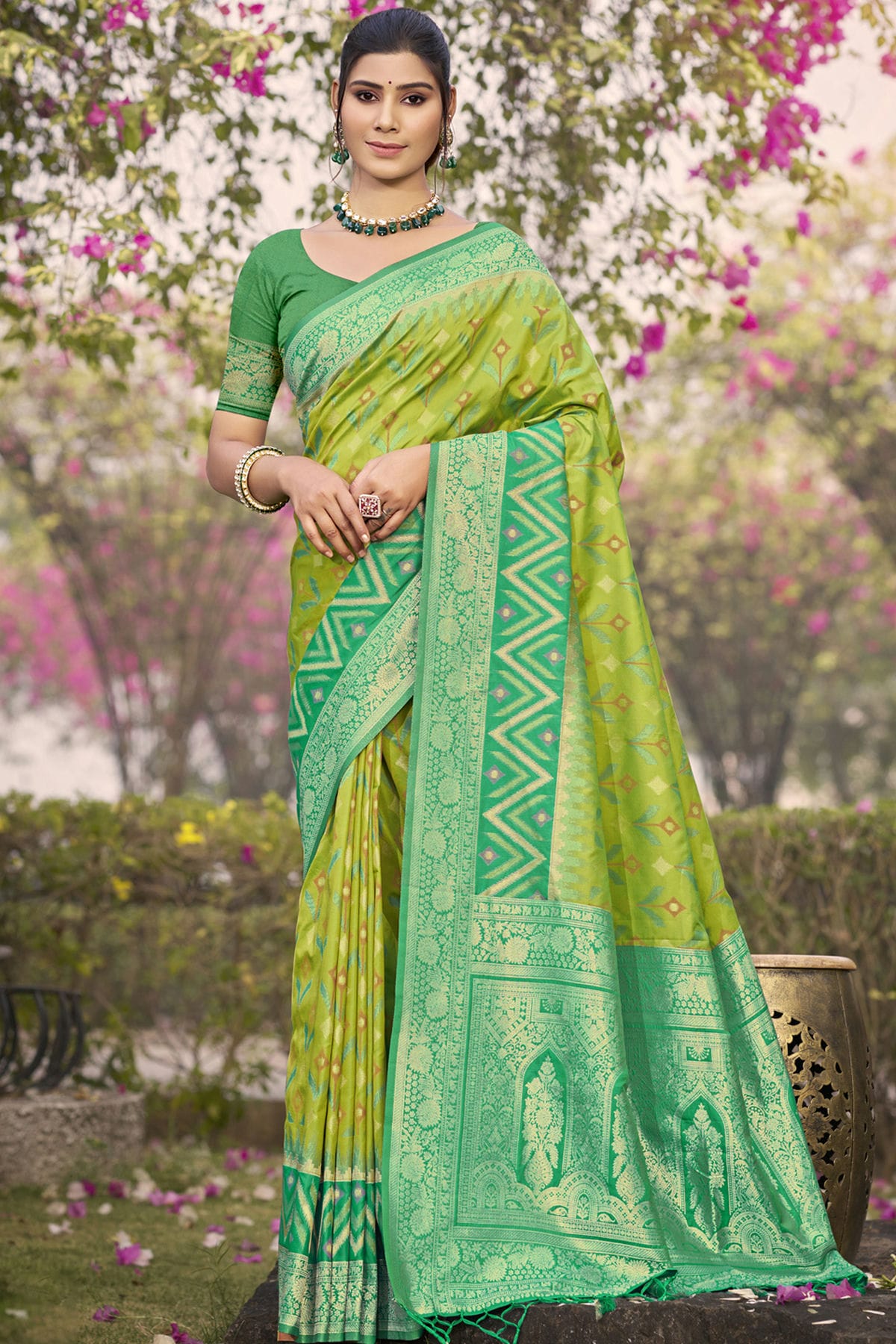 Pista-Green-Colour-Woven-Work-Silk-Traditional-Saree-VSSD1103302