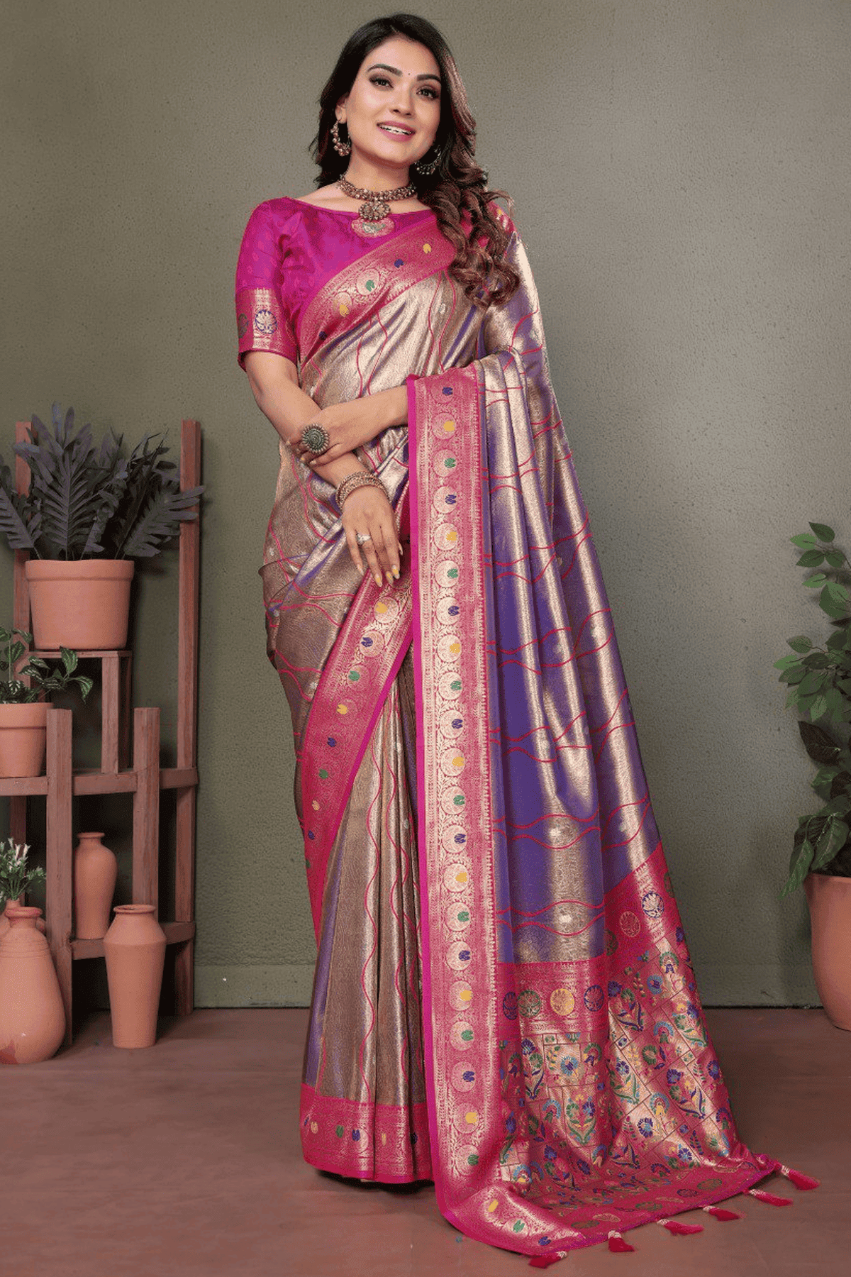 Purple-Colour-Woven-Work-Pure-Banarasi-Tissue-Silk-Traditional-Saree-VSSD1250320