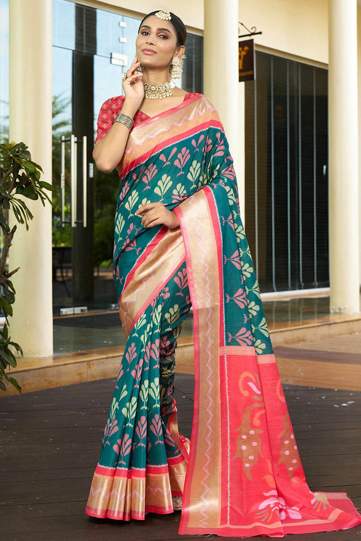 Rama Green Colour Crepe Traditional Saree