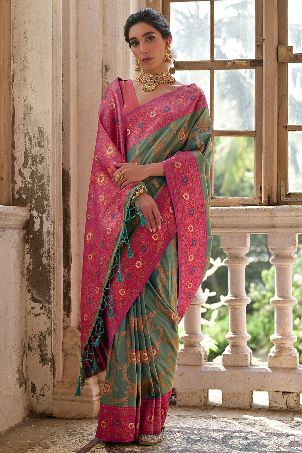 Rama Green Colour Woven Work Banarasi Silk Saree VSSD1260005