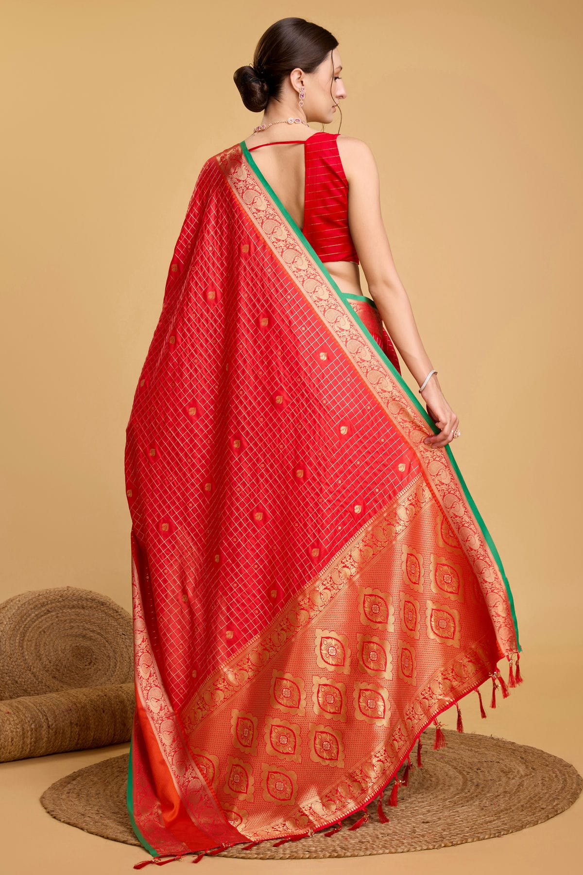 Red Colour Silk Saree