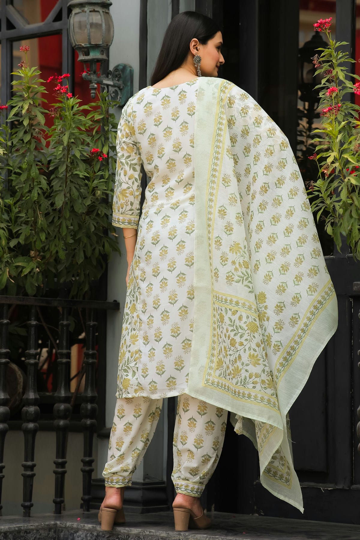 Yellow Colour Muslin Cotton Stitched Suit VSSS1112244