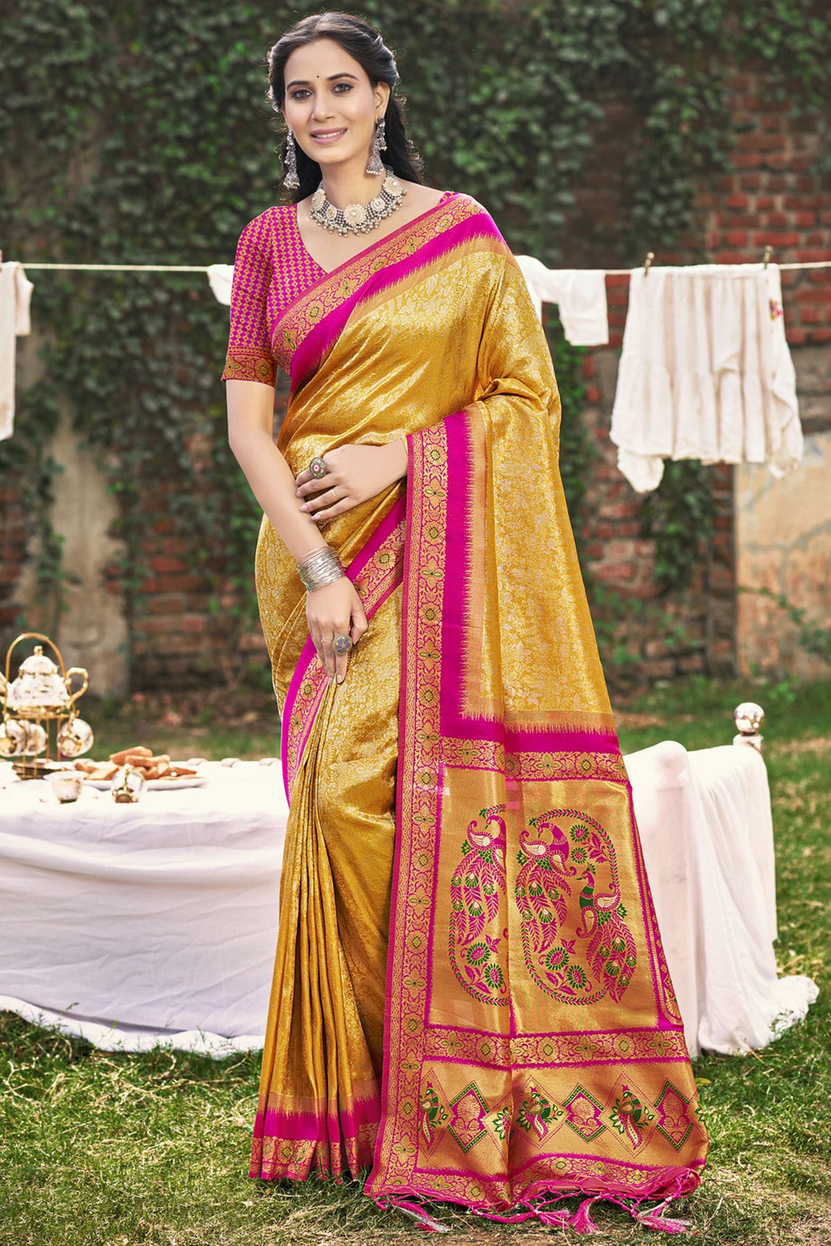 Yellow-Colour-Woven-Work-Banarasi-Silk-Traditional-Saree-VSSD1103257