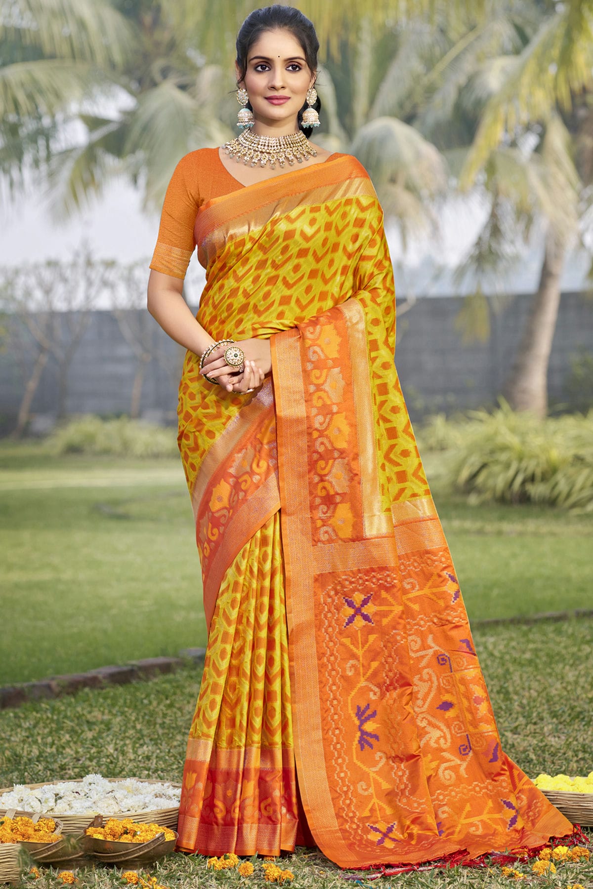 Yellow-Colour-Woven-Work-Silk-Traditional-Saree-VSSD1103315