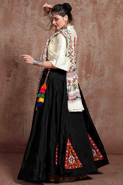 Black Colour Taffeta Silk Navratri Lehenga Choli