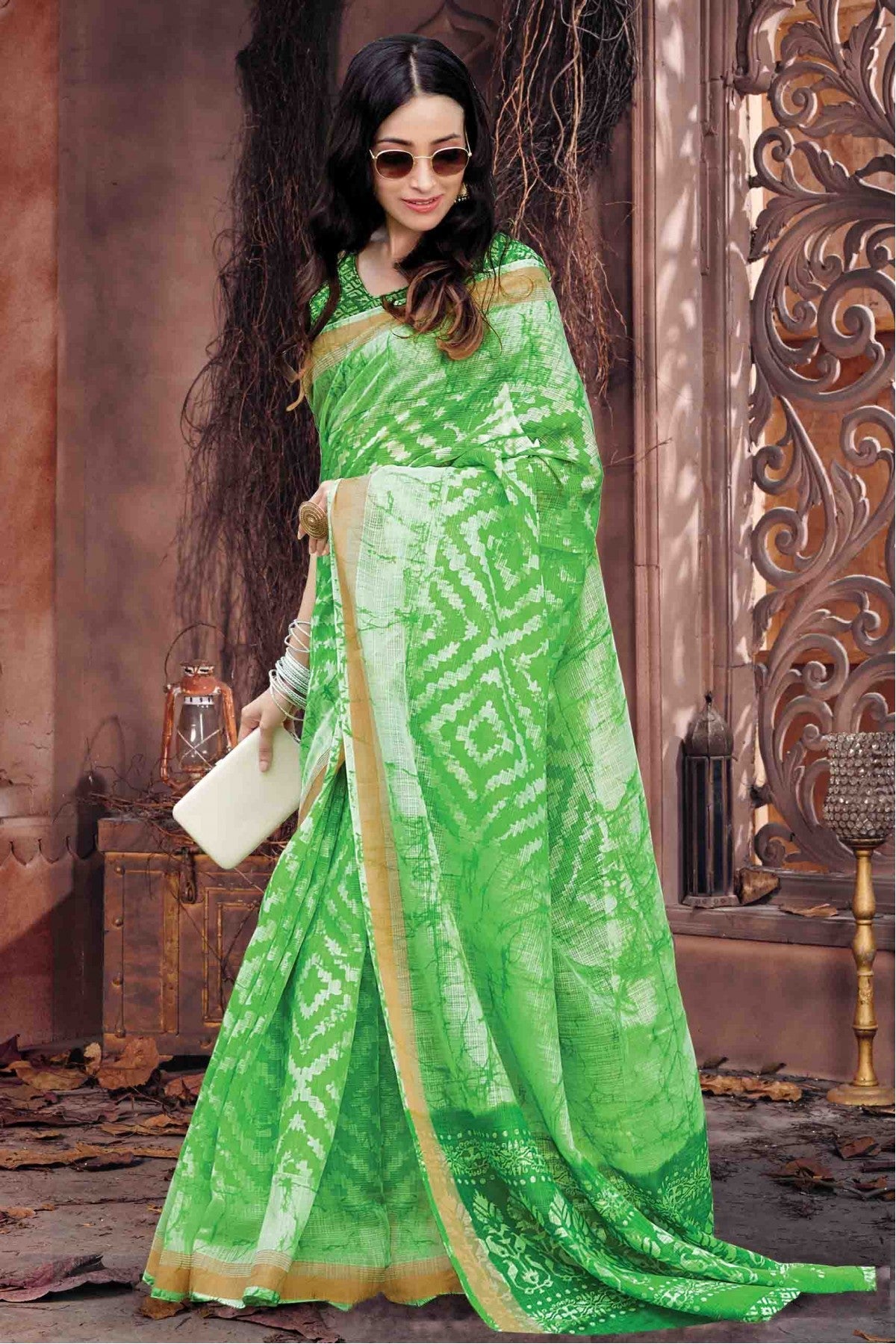 Green Colour Cotton Traditional Saree