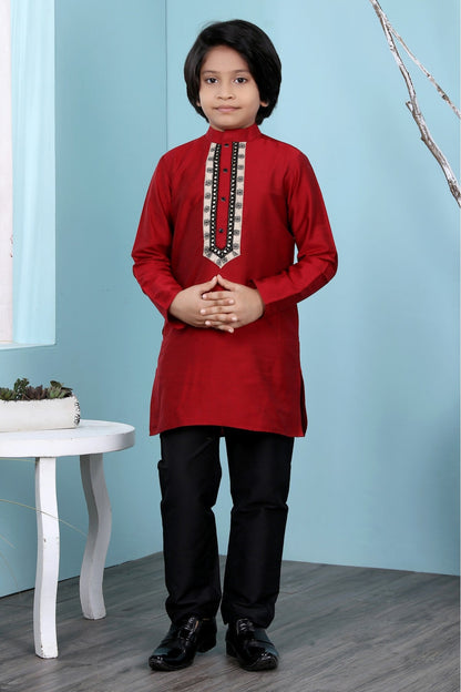 Maroon Colour Cotton Silk Kurta Pajama VSBW1070081