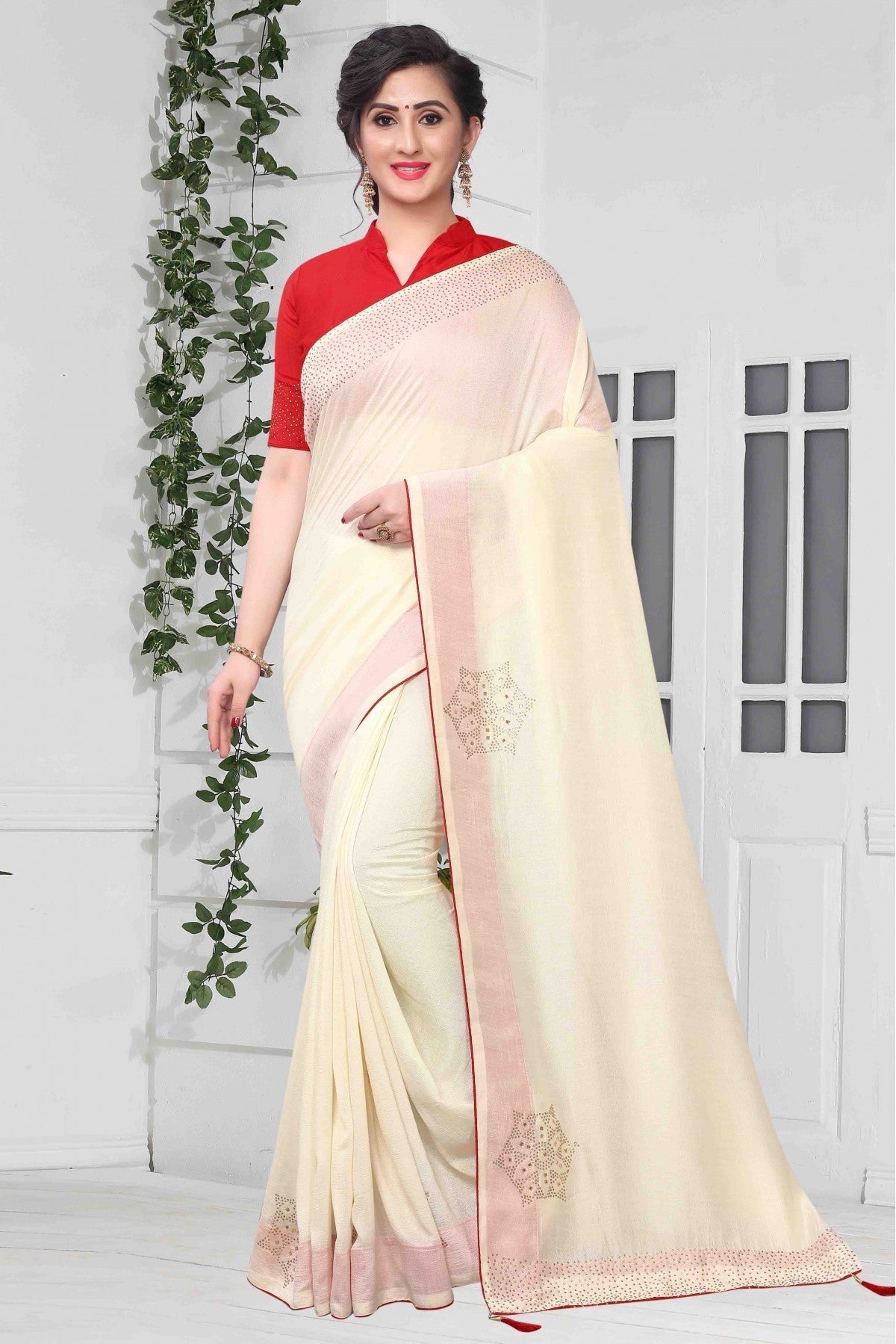 Off White Colour Vichitra Silk Designer Saree