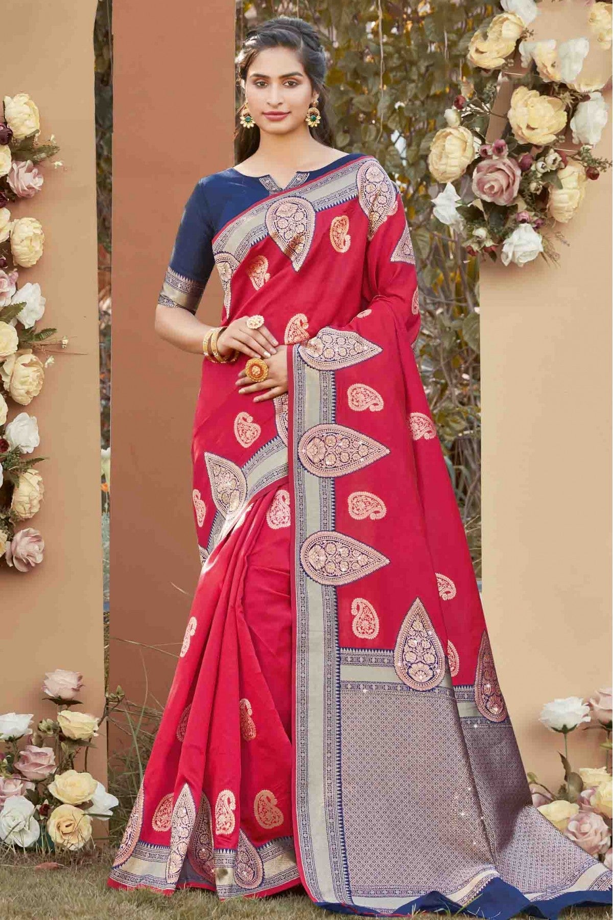 Pink Colour Silk Traditional Saree